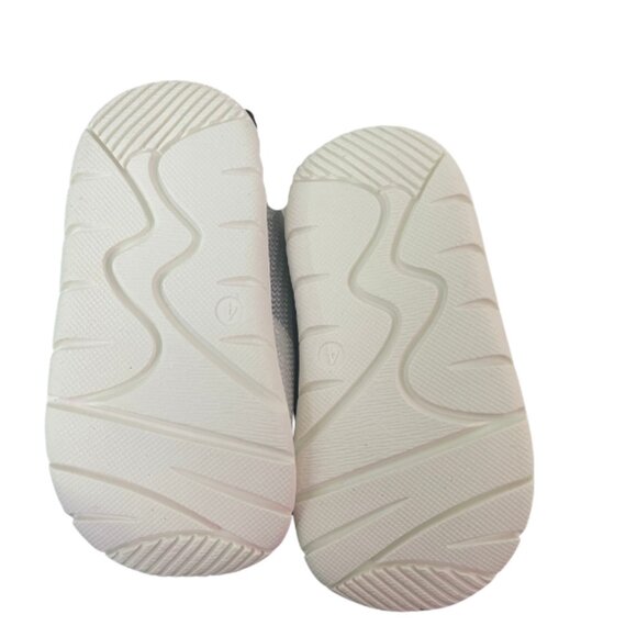 Carter’s Just One You Toddler Sneakers- Trainy Silver Glitter- Size 4M - Picture 4 of 4